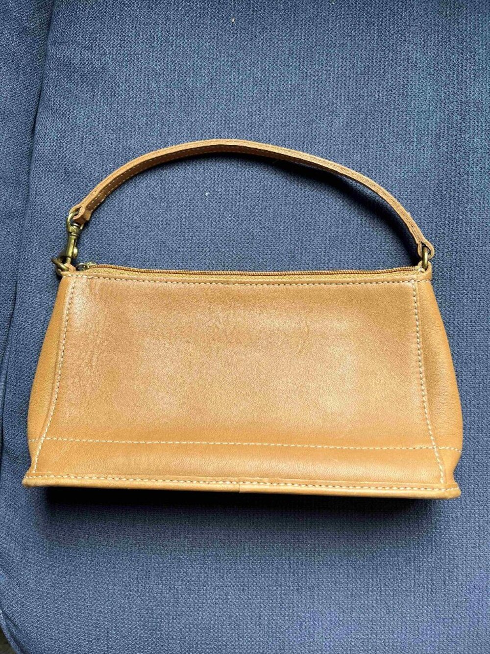 Coach Tan Demi Bleecker Baguette = 9311